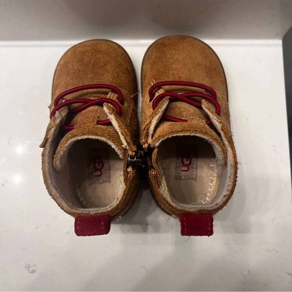 Infant Ugg Chukka Boot - Picture 7 of 8